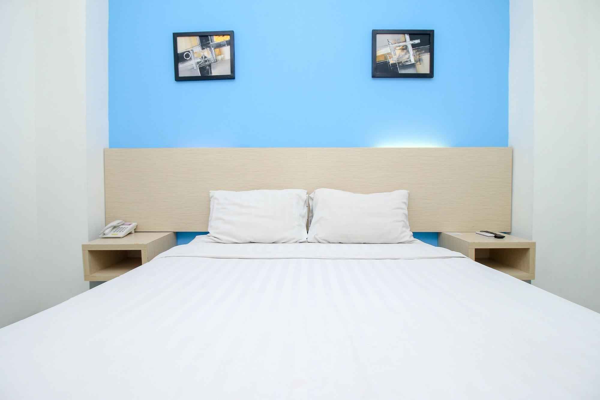 Pratama Hotel & Convention Mataram Exterior photo