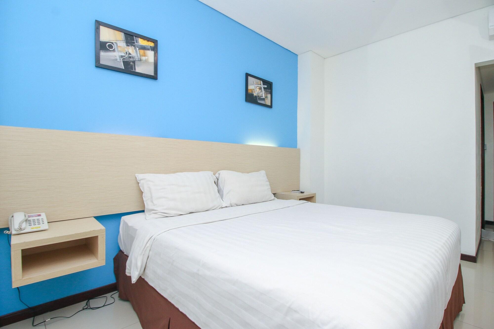 Pratama Hotel & Convention Mataram Exterior photo