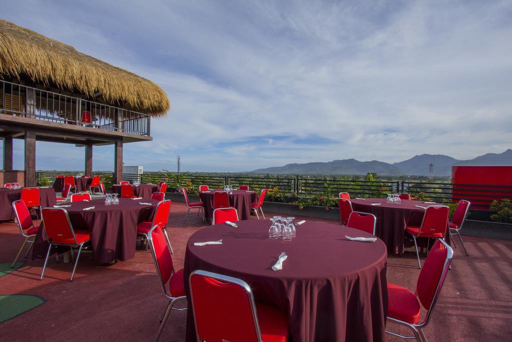 Pratama Hotel & Convention Mataram Exterior photo